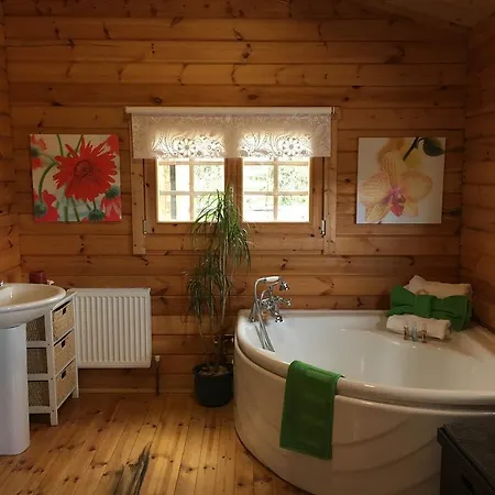 Holiday home Monart Farm *